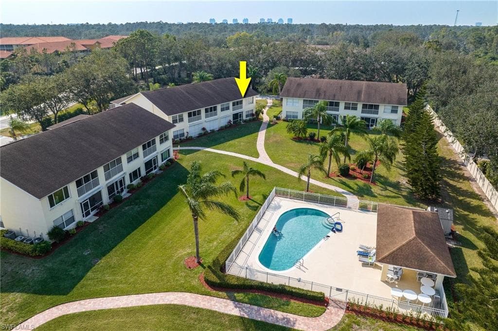 10231 Maddox LN 221 BONITA SPRINGS, FL 34135