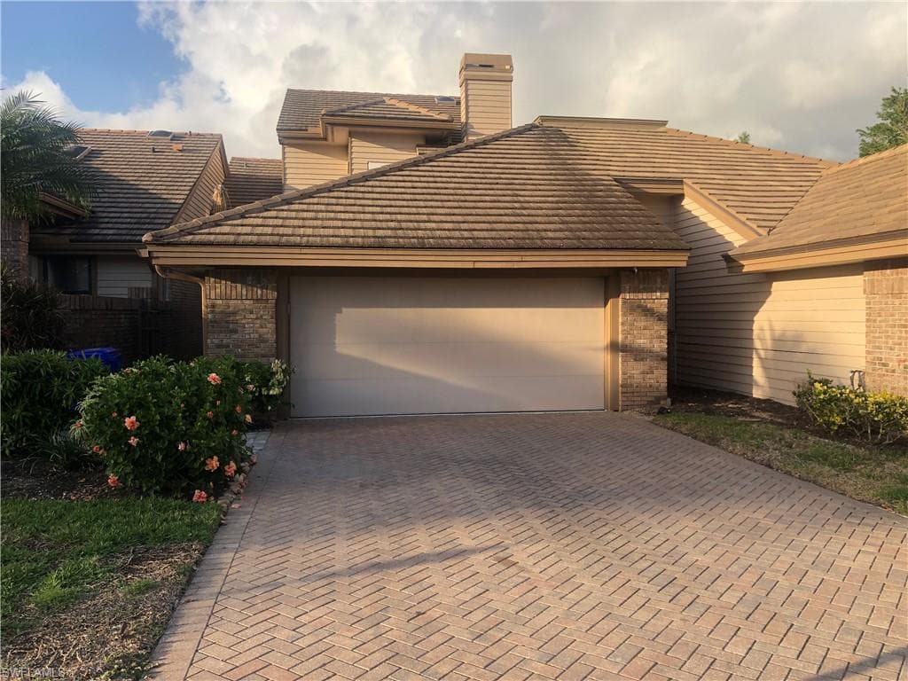 569 Park Shore DR G-5 NAPLES, FL 34103