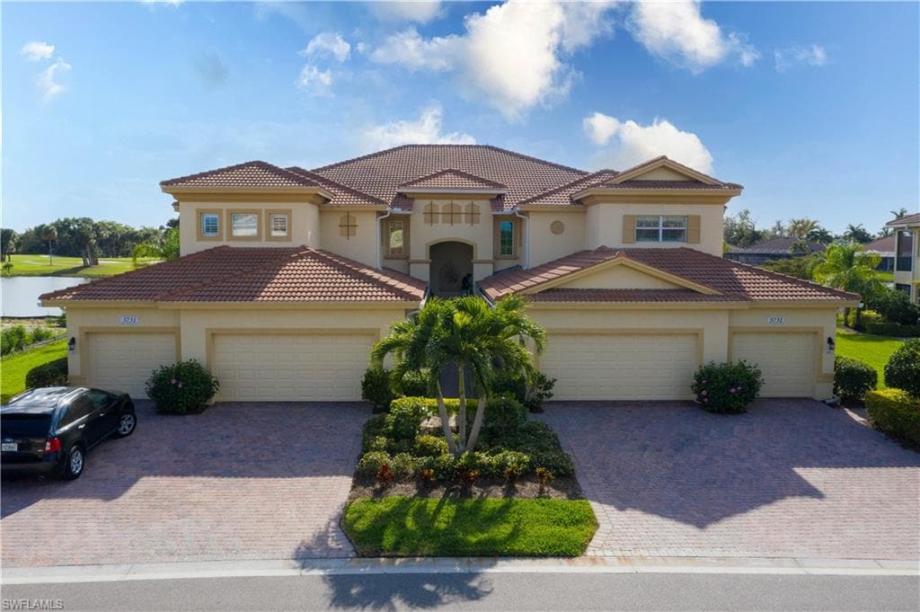 3701 Pebblebrook Ridge CT 201 FORT MYERS, FL 33905