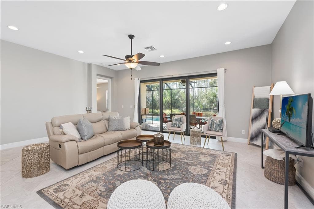 4359 Raffia Palm CIR NAPLES, FL 34119