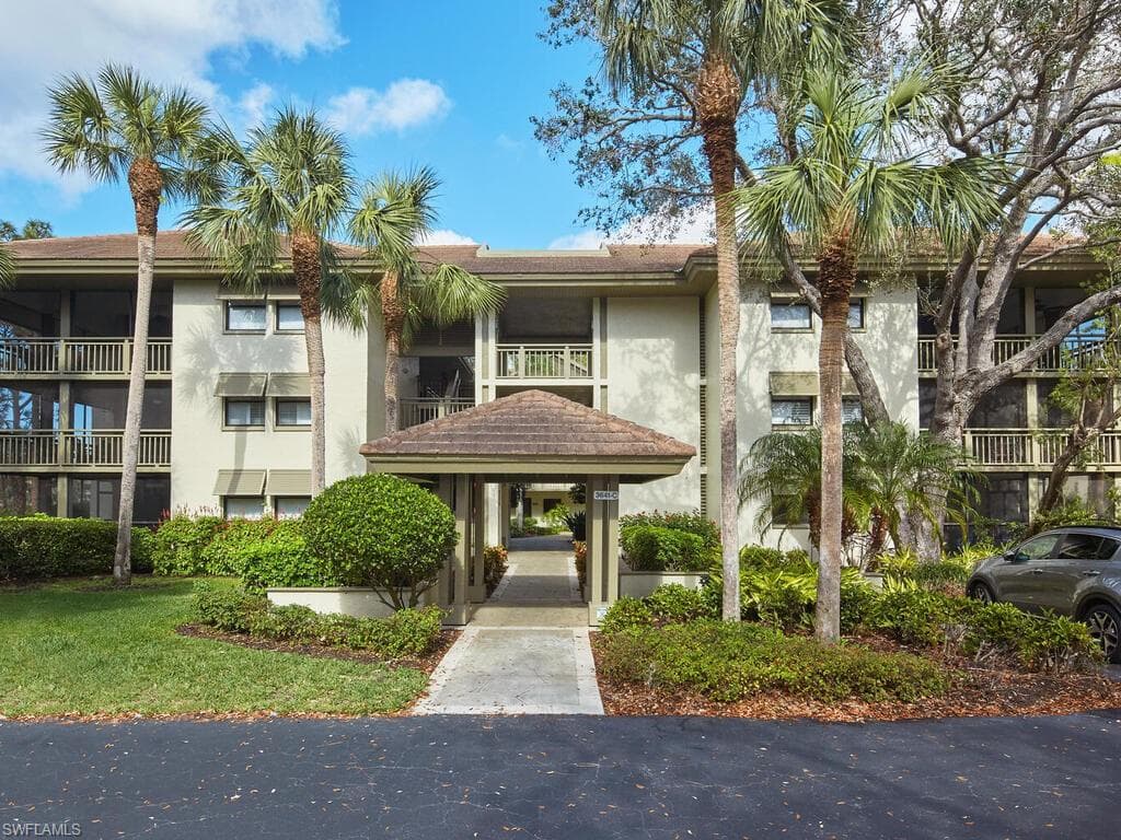 3641 Wild Pines DR 205 BONITA SPRINGS, FL 34134