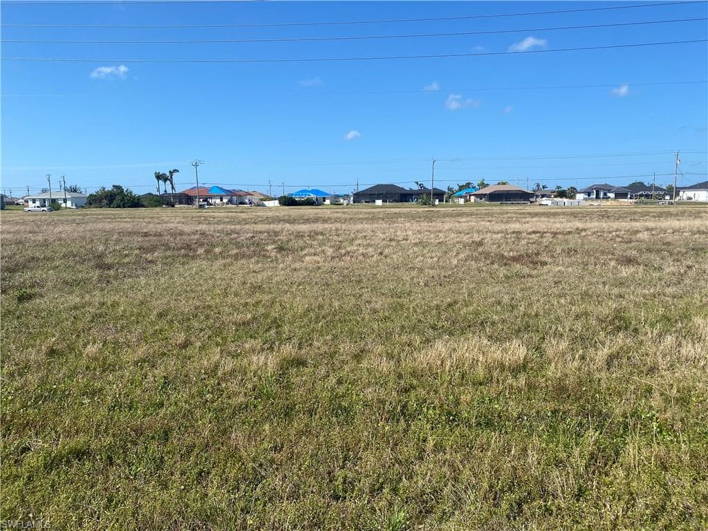 412 NW 24th AVE CAPE CORAL, FL 33993
