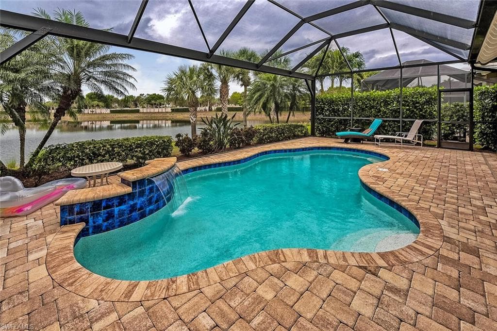 5069 Tortola CT NAPLES, FL 34113