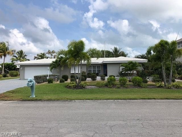 410 Madison CT FORT MYERS BEACH, FL 33931