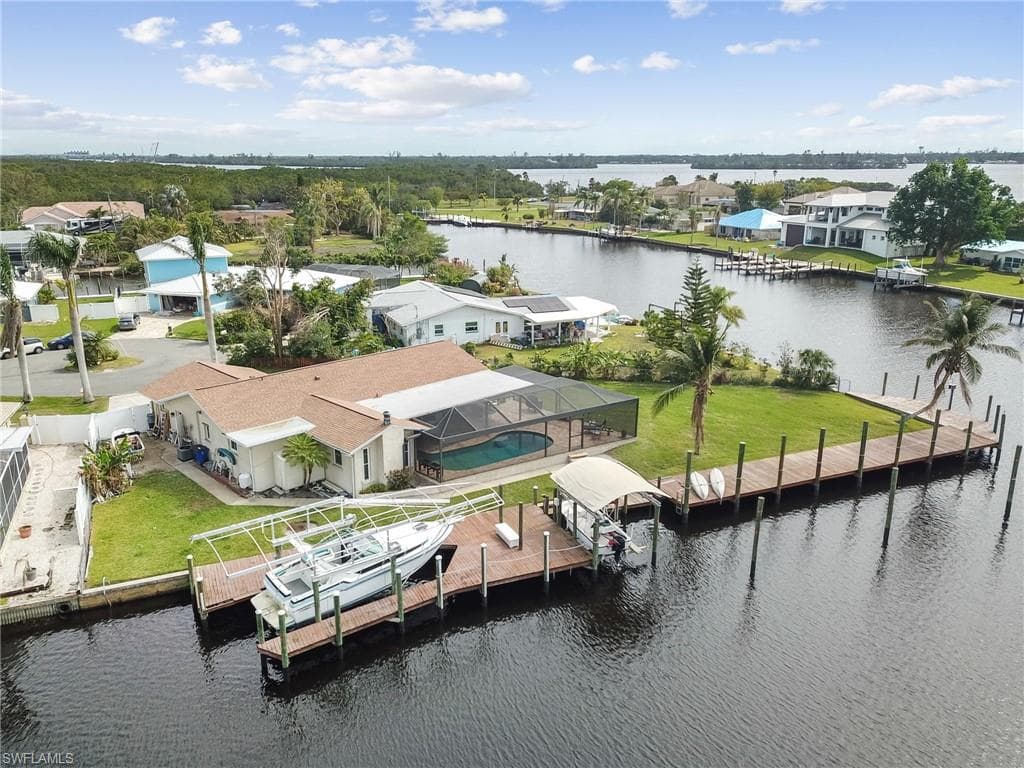 2145 Cape WAY NORTH FORT MYERS, FL 33917