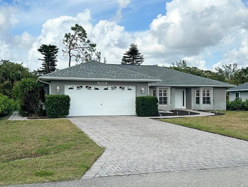 10247 Enoch LN BONITA SPRINGS, FL 34135