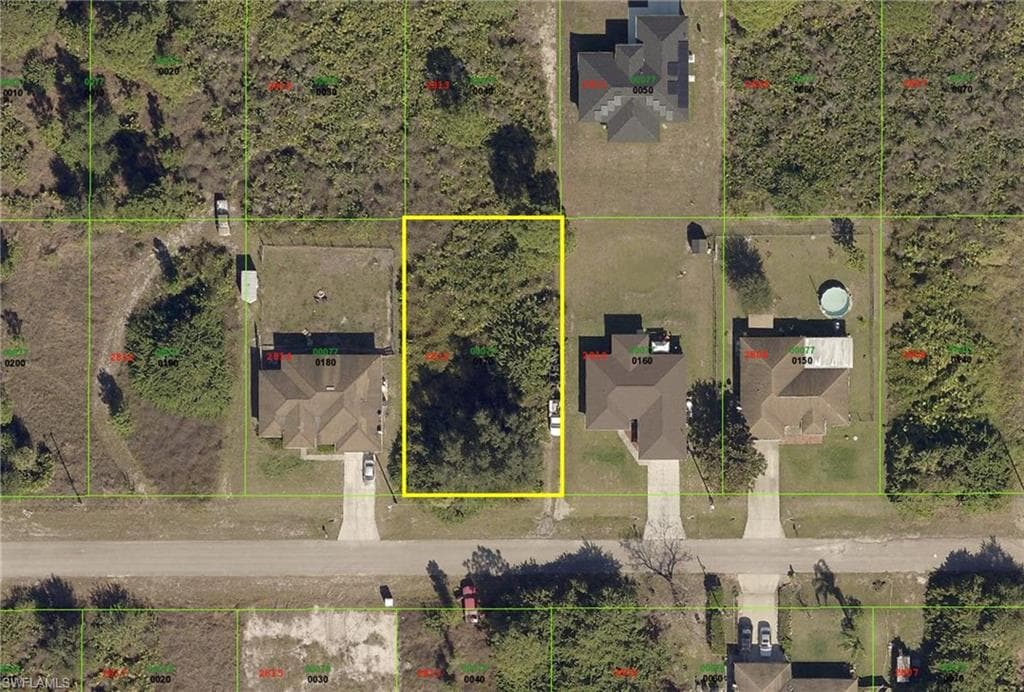 2812 11th ST SW LEHIGH ACRES, FL 33976