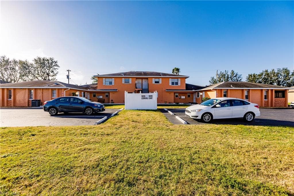 608 SE 6th ST H CAPE CORAL, FL 33990