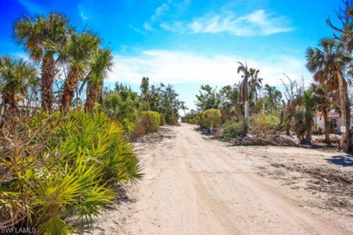 1160 Buttonwood LN SANIBEL, FL 33957