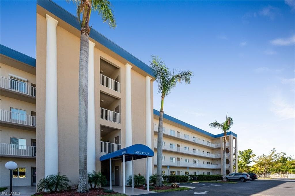 14801 Park Lake DR 207 FORT MYERS, FL 33919