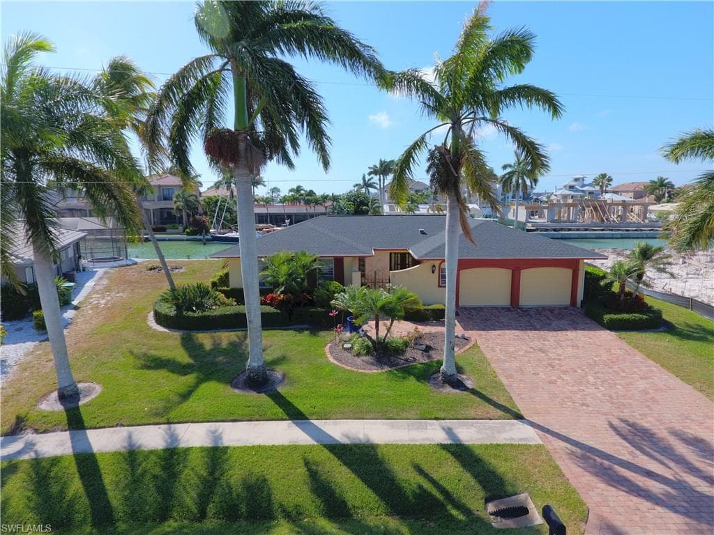 954 Sundrop CT MARCO ISLAND, FL 34145