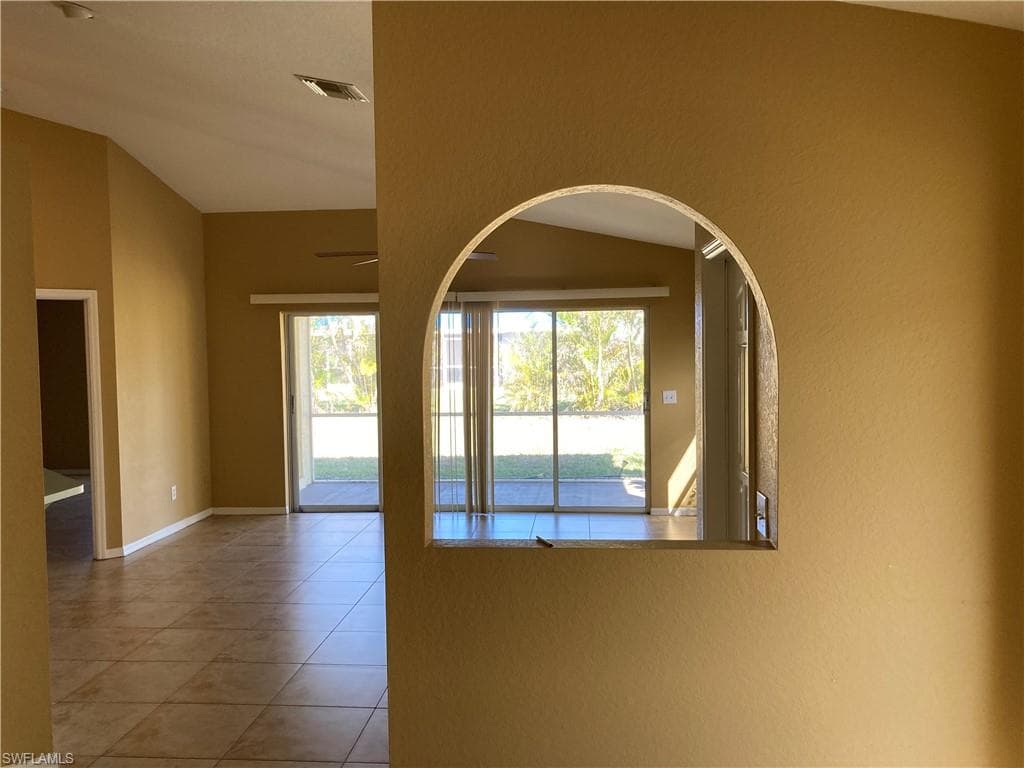 603 SE 13th TER CAPE CORAL, FL 33990