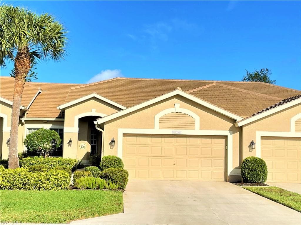 14979 Hickory Greens CT FORT MYERS, FL 33912