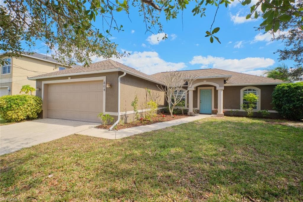 804 Douglas AVE N LEHIGH ACRES, FL 33971
