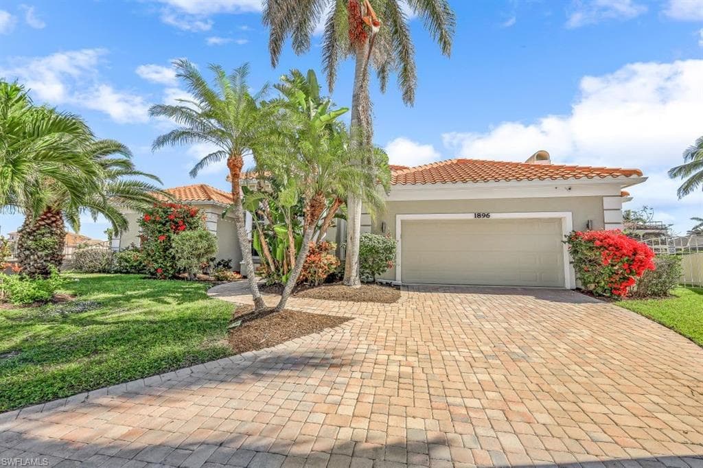 1896 Calusa CT MARCO ISLAND, FL 34145