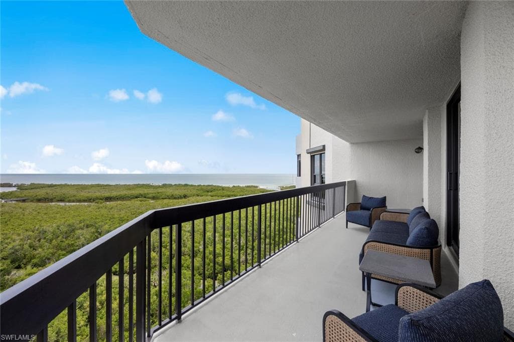 6001 Pelican Bay BLVD 1403 NAPLES, FL 34108