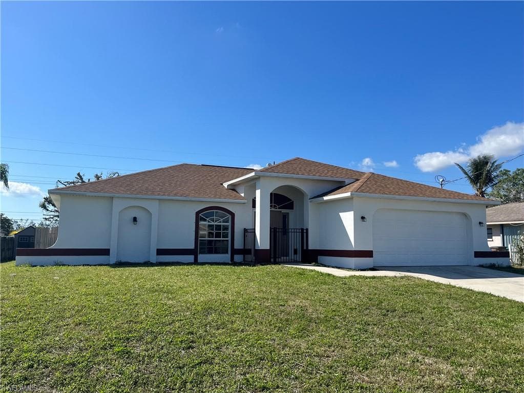 3324 SE Santa Barbara PL CAPE CORAL, FL 33904