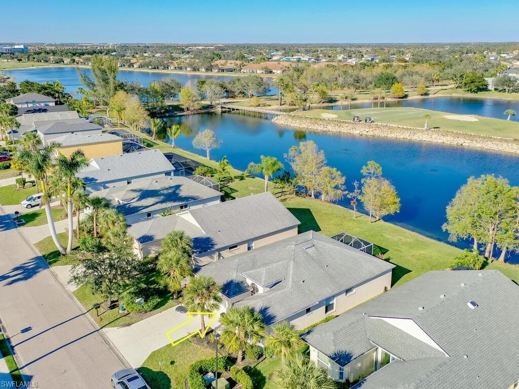 21695 Windham RUN ESTERO, FL 33928