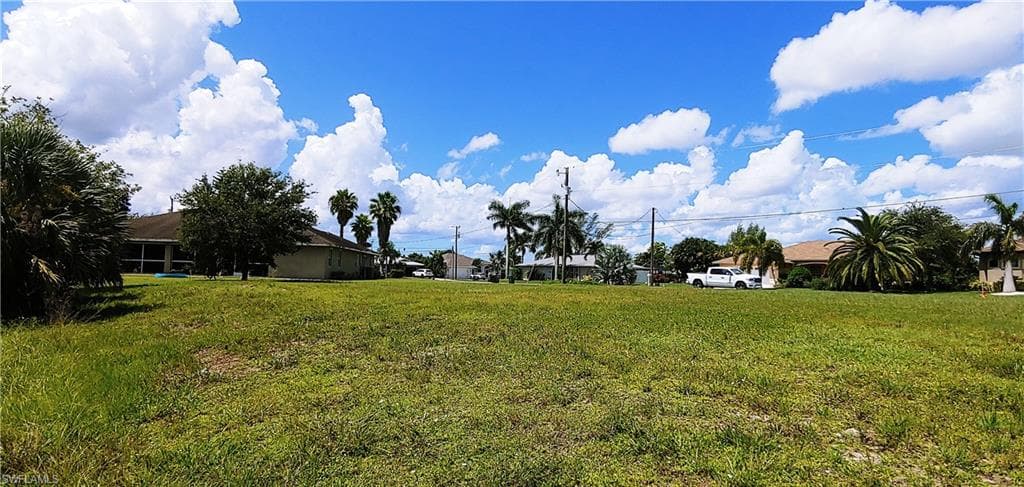 2529 SE 19th AVE CAPE CORAL, FL 33904