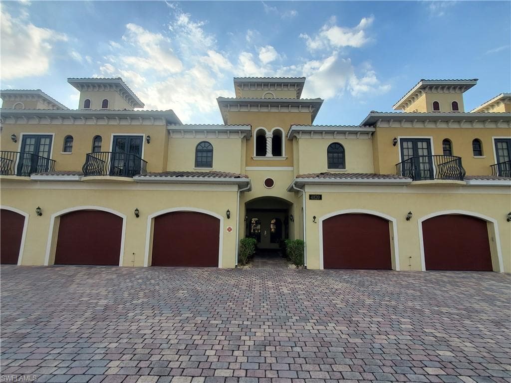 4820 SW 17th PL 7 CAPE CORAL, FL 33914