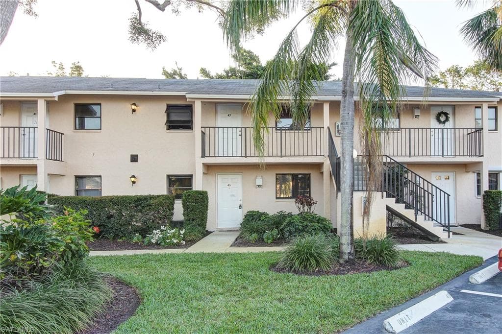 28180 Pine Haven WAY 43 BONITA SPRINGS, FL 34135