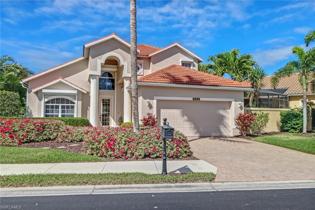 1041 Jardin DR NAPLES, FL 34104