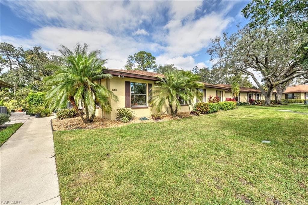 10939 Leitner Creek DR 123 BONITA SPRINGS, FL 34135