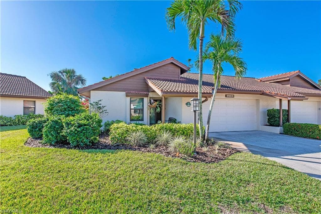 13163 Tall Pine CIR FORT MYERS, FL 33907