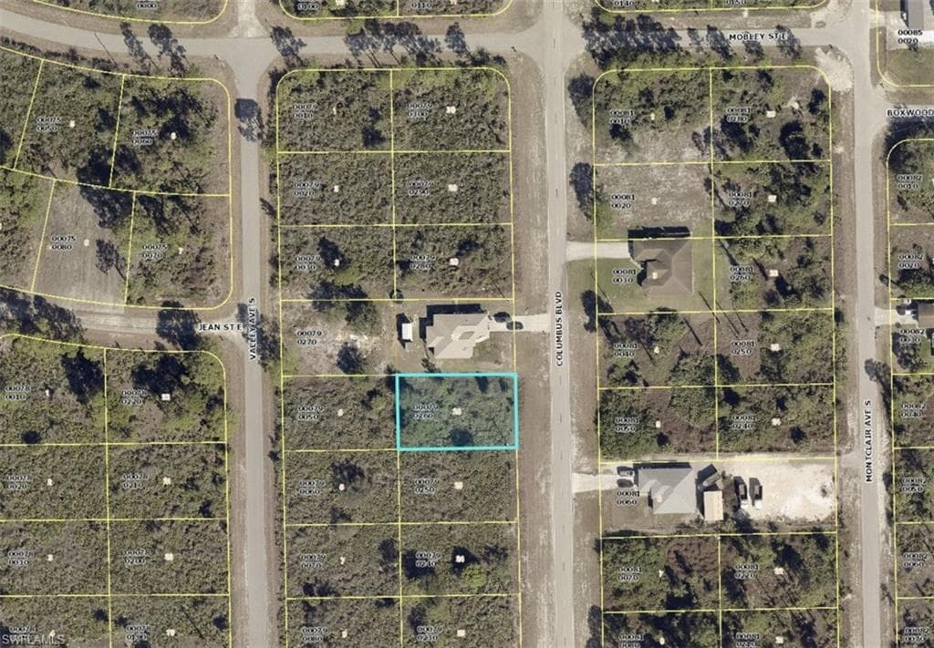 640 Columbus BLVD S LEHIGH ACRES, FL 33974