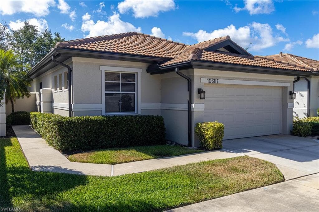 10687 Avila CIR FORT MYERS, FL 33913