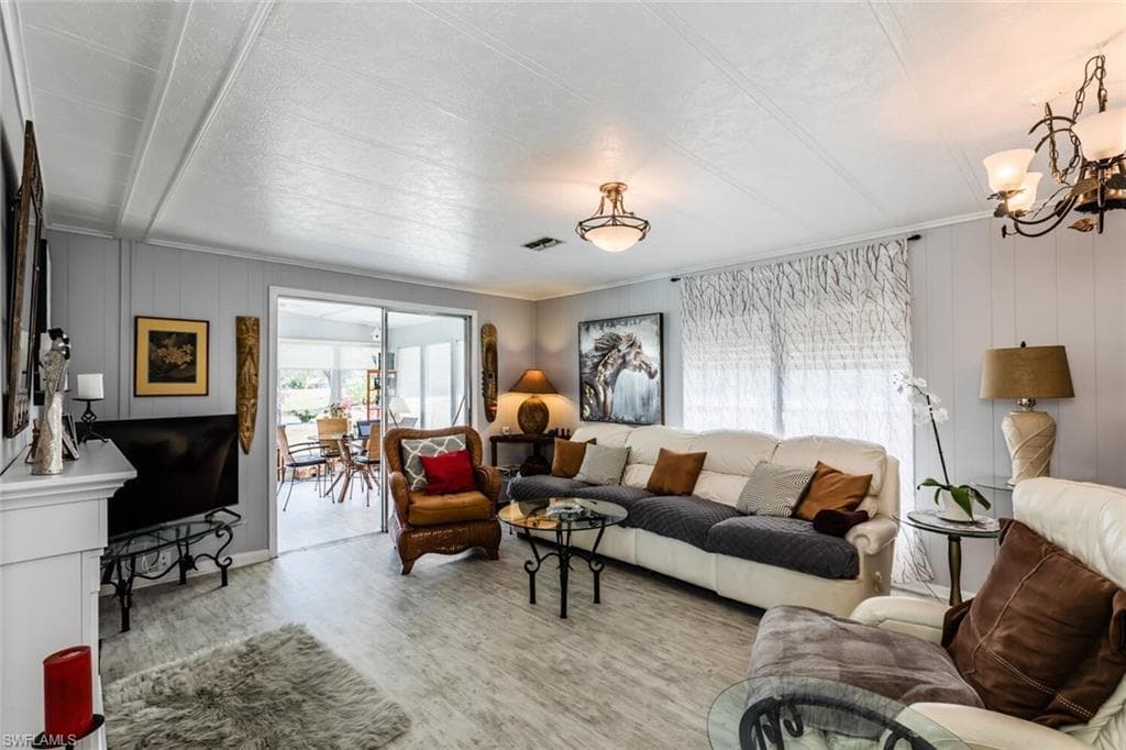608 Charlemagne BLVD NAPLES, FL 34112