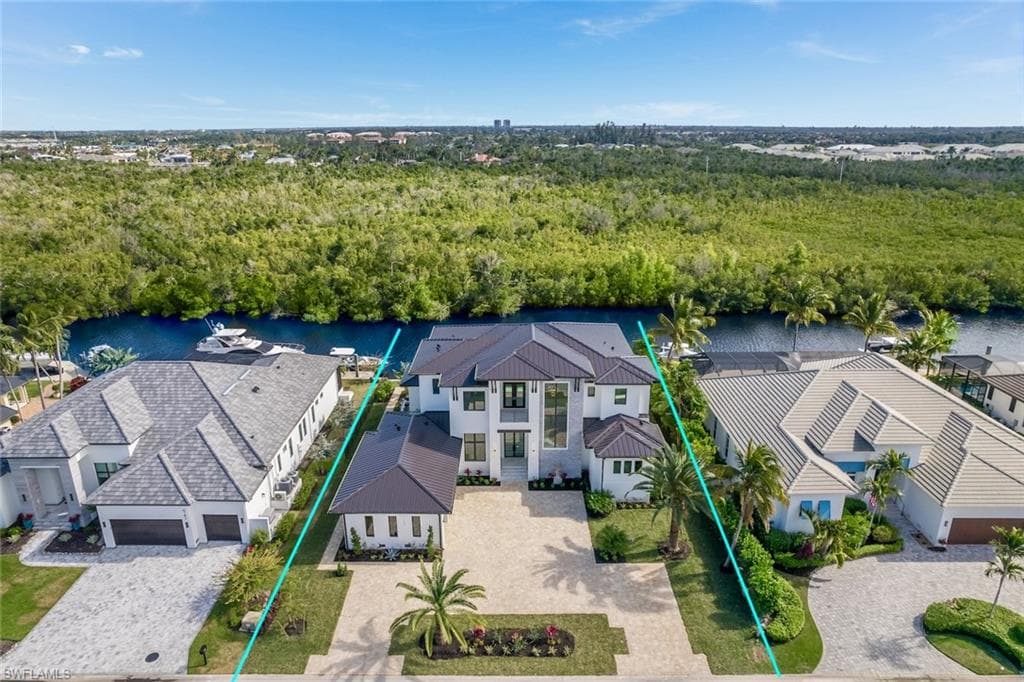 6788 Danah CT FORT MYERS, FL 33908