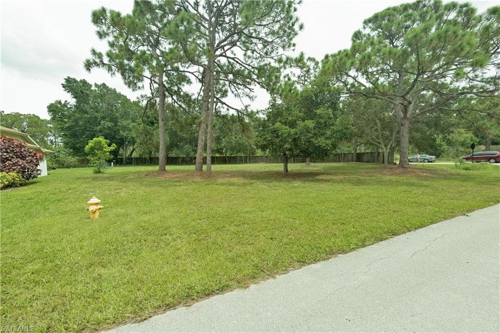 28433 Tasca DR BONITA SPRINGS, FL 34135