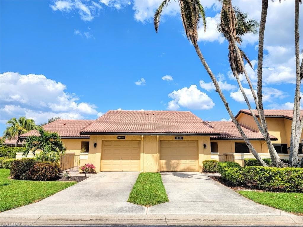 5362 Governors DR FORT MYERS, FL 33907
