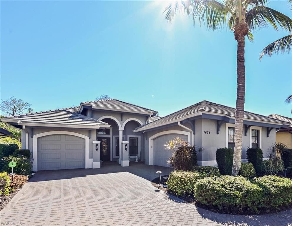 7454 Martinique TER NAPLES, FL 34113