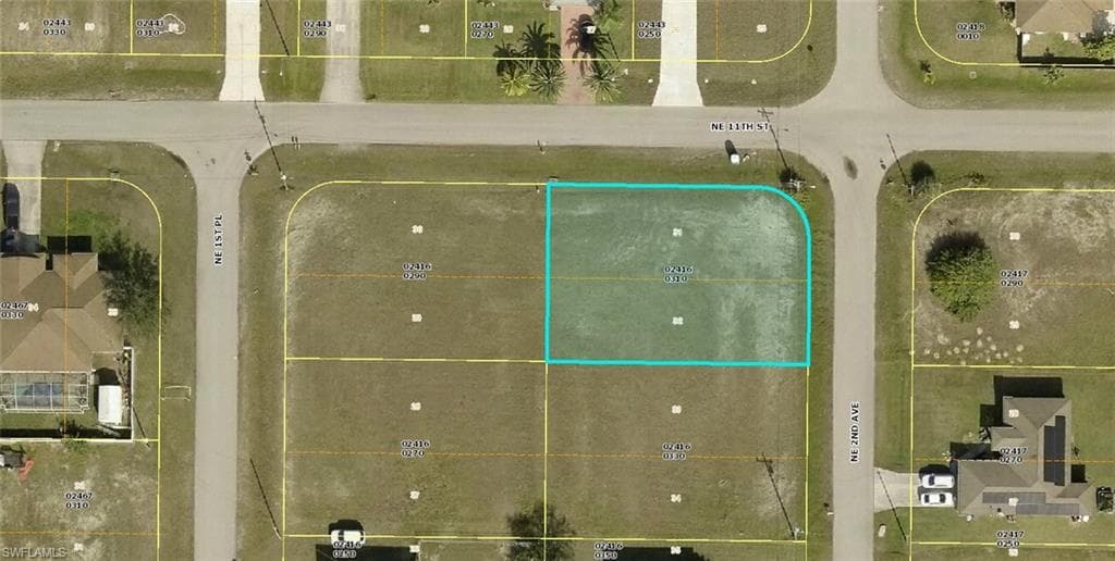 1030 NE 2nd AVE CAPE CORAL, FL 33909