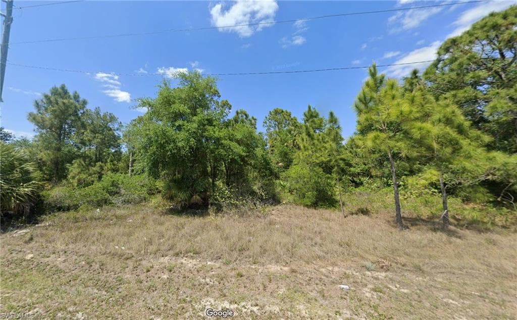 2702 51st ST W LEHIGH ACRES, FL 33971