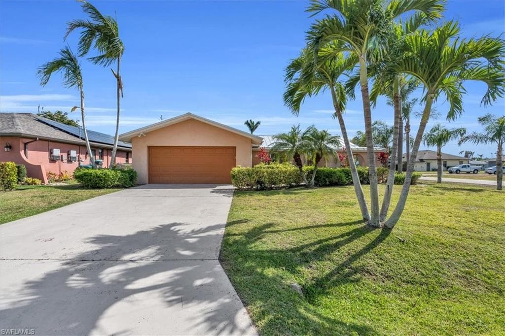 512 SE 35th TER CAPE CORAL, FL 33904