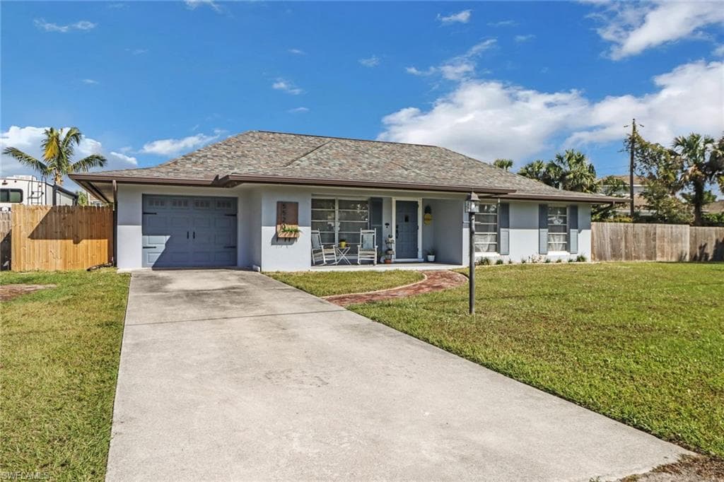 5520 Shaddelee LN W FORT MYERS, FL 33919