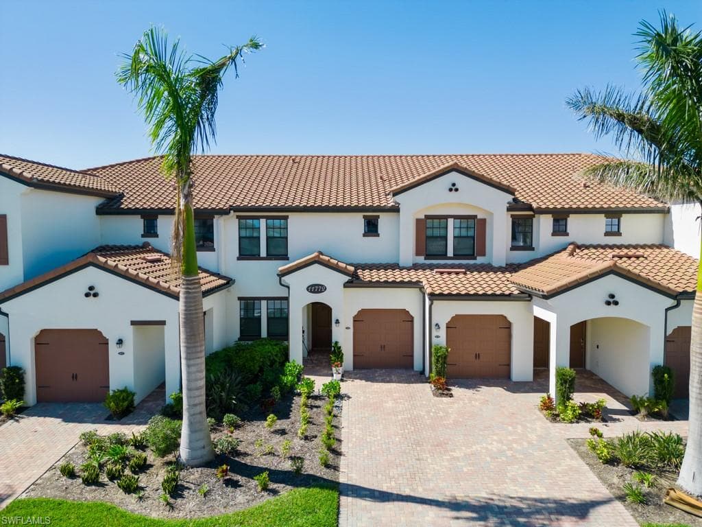 11772 Grand Belvedere WAY 102 FORT MYERS, FL 33913