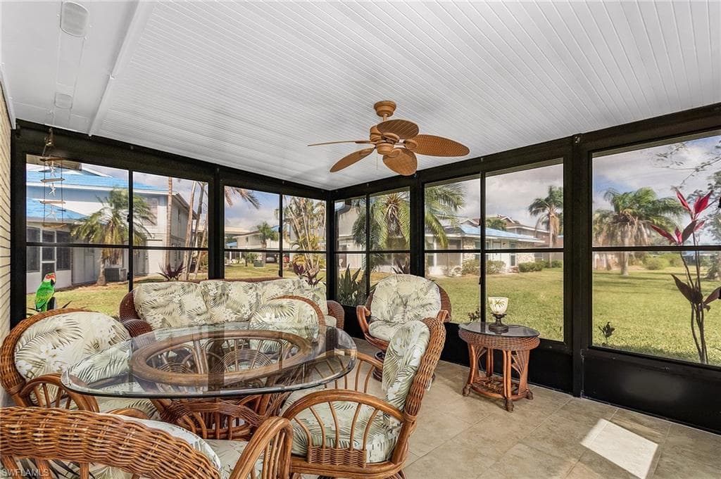 5836 Queen Elizabeth WAY 1 FORT MYERS, FL 33907