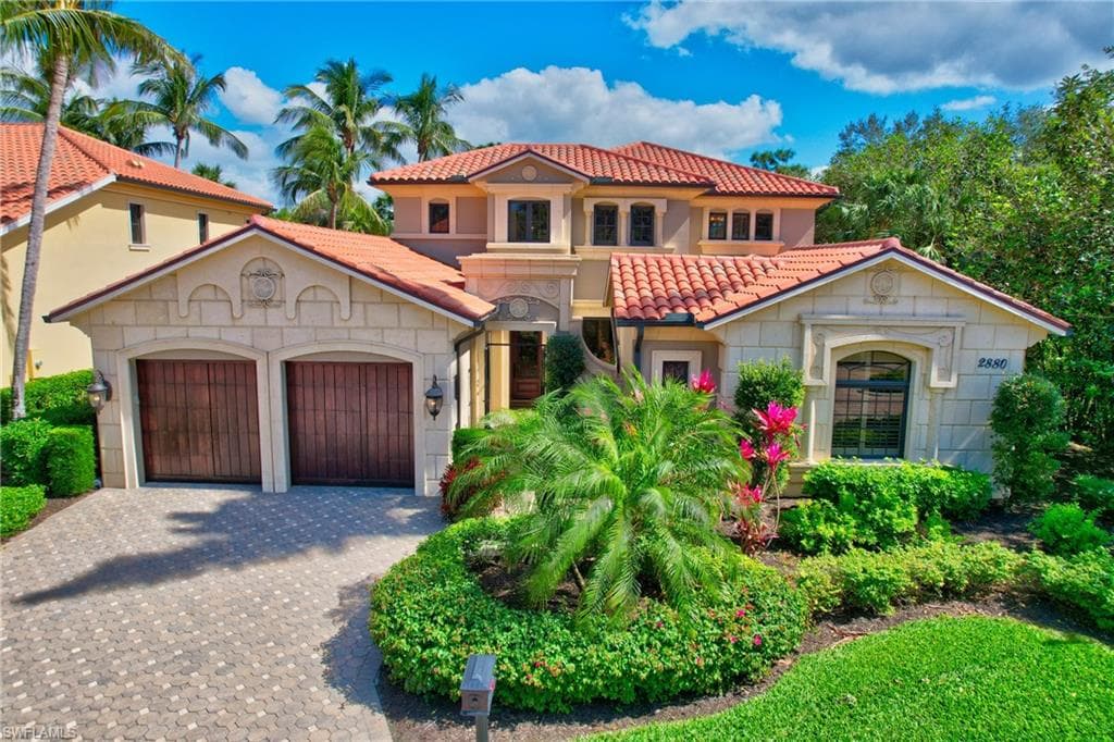 2880 Tiburon BLVD E NAPLES, FL 34109