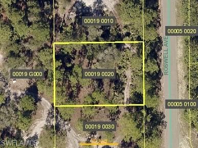 916 Roswell AVE LEHIGH ACRES, FL 33974