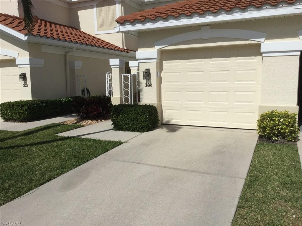 15030 Tamarind Cay CT 304 FORT MYERS, FL 33908