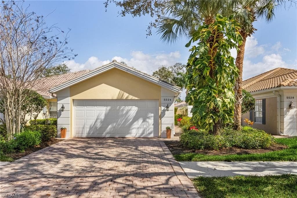 5524 Islandwalk CIR NAPLES, FL 34119