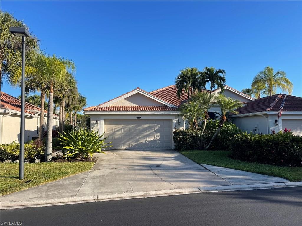 8471 Bent Creek WAY NAPLES, FL 34114
