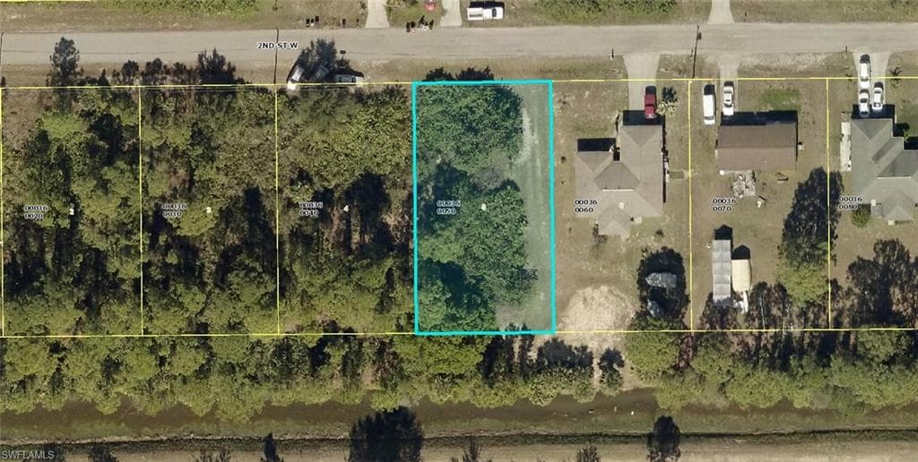 5211 2nd ST W LEHIGH ACRES, FL 33971