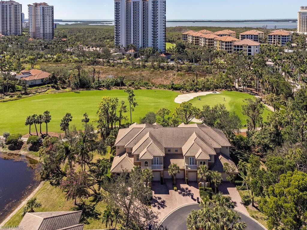 23680 Merano CT 201 ESTERO, FL 34134