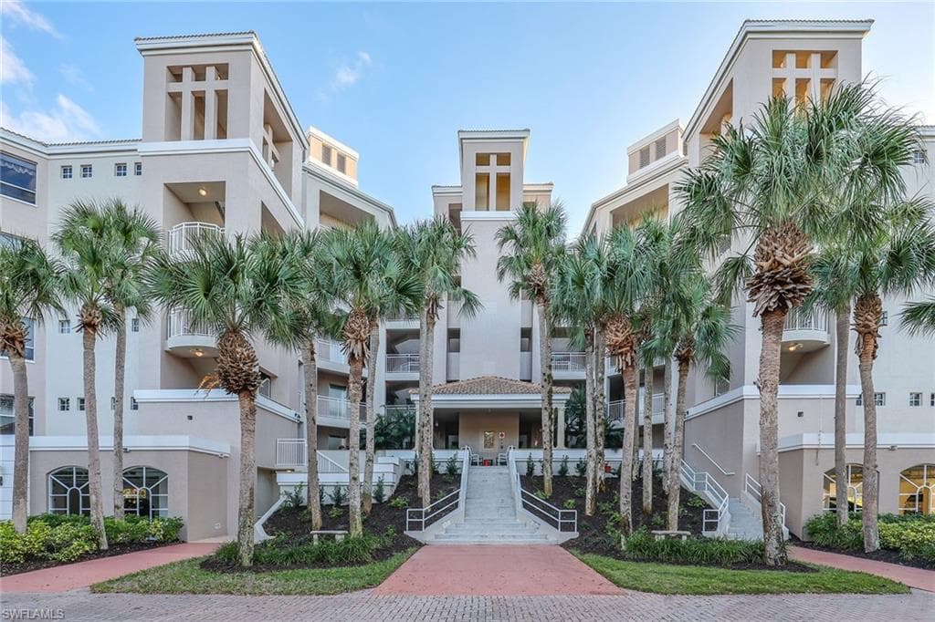 24330 Sandpiper Isle WAY 404 BONITA SPRINGS, FL 34134