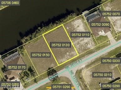1317 NE 39th ST CAPE CORAL, FL 33909